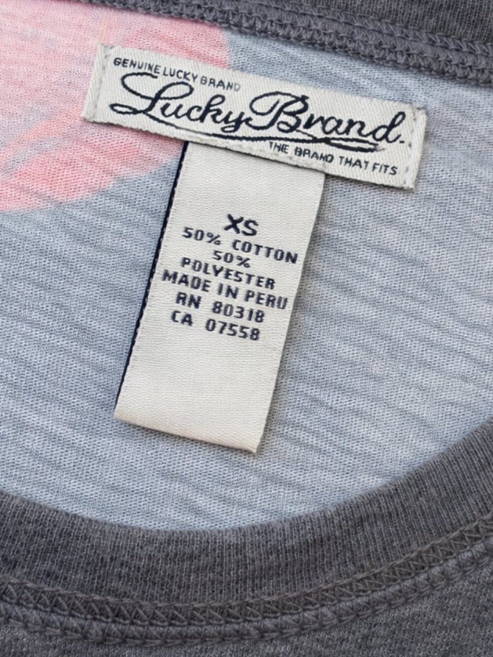 💋 Lucky Brand Virgin Mary Rose Graphic Tee | XS | Soft | Rare Graphic - Picture 6 of 6